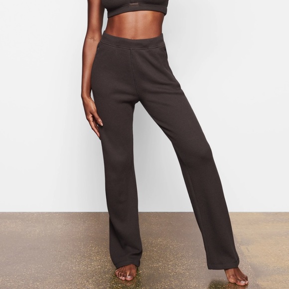 SKIMS Pants - SKIMS Waffle Knit Loose Pants - NEW with Tag - Dark Chocolate Size XS